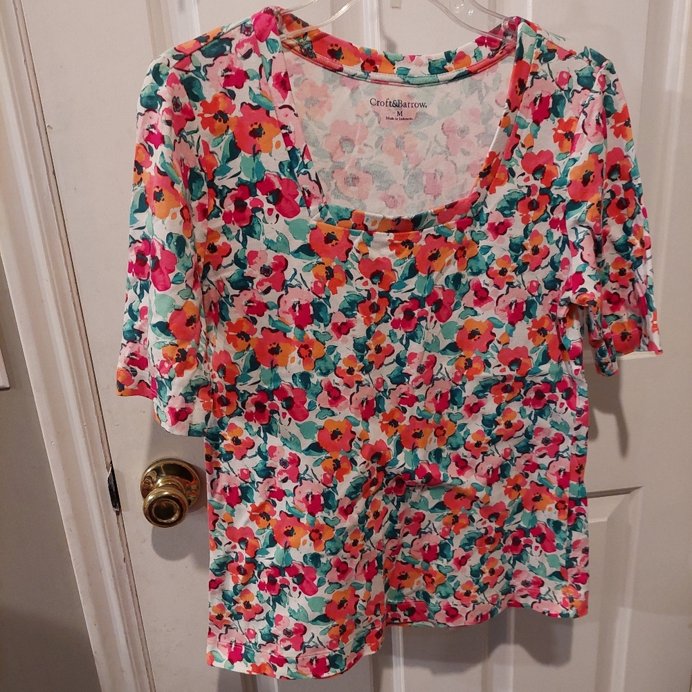 Women's Floral Top